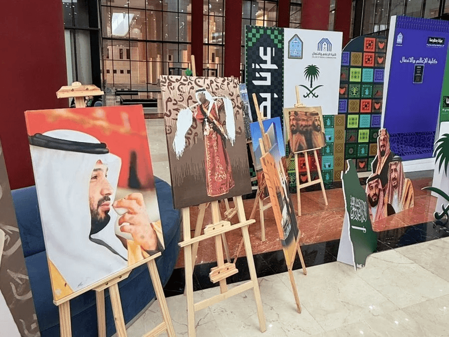 طلاب يرون حب السعودية بلوحات تخطف الأنفاس